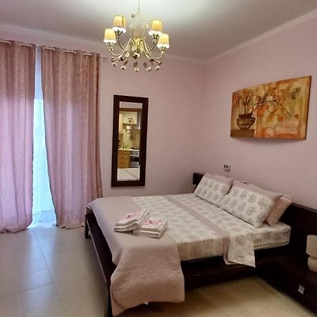 Boat Dreams , Garden Relax Apartment Matino Luaran gambar