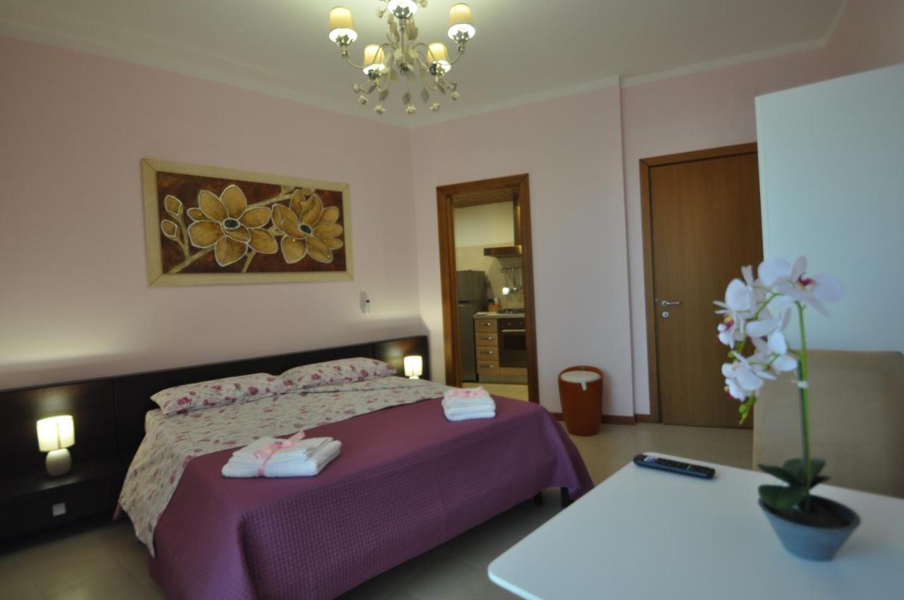 Boat Dreams , Garden Relax Apartment Matino Luaran gambar
