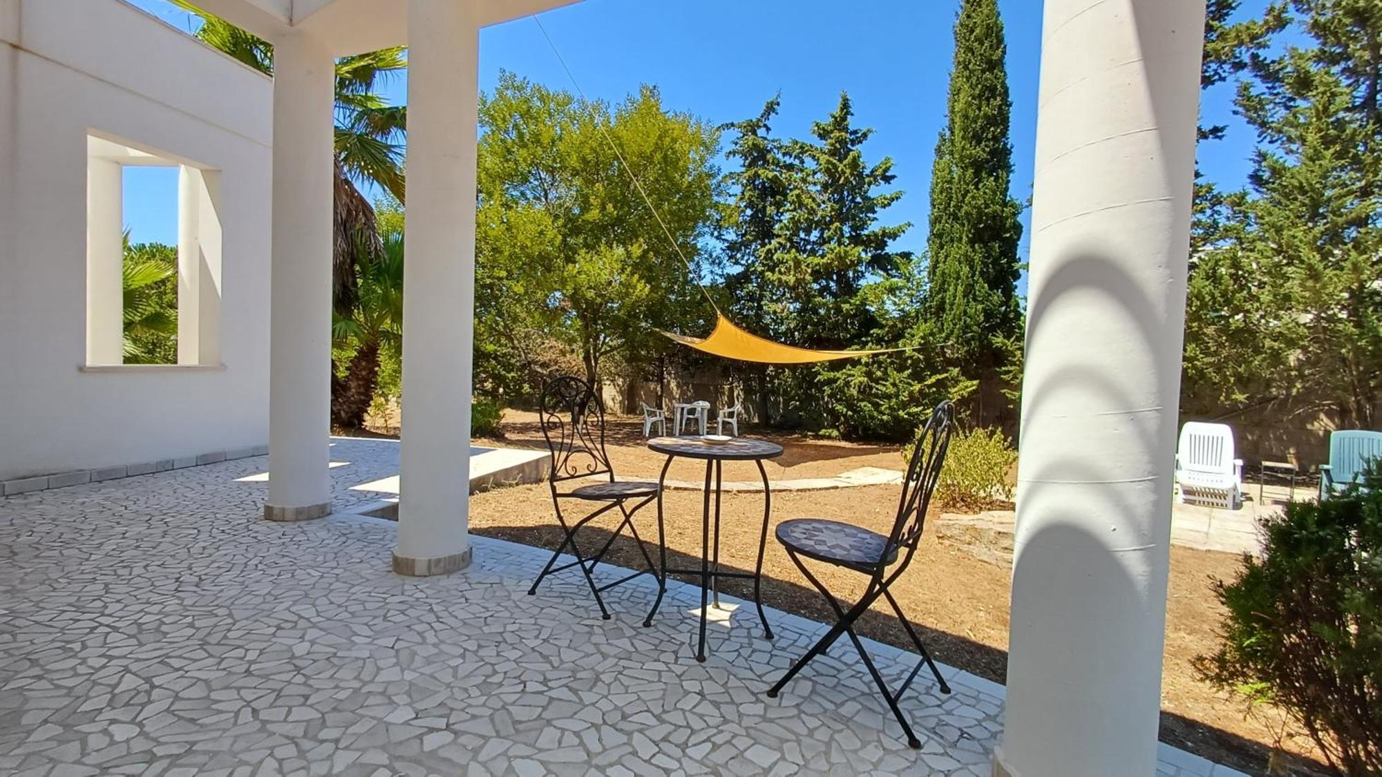 Boat Dreams , Garden Relax Apartment Matino Luaran gambar