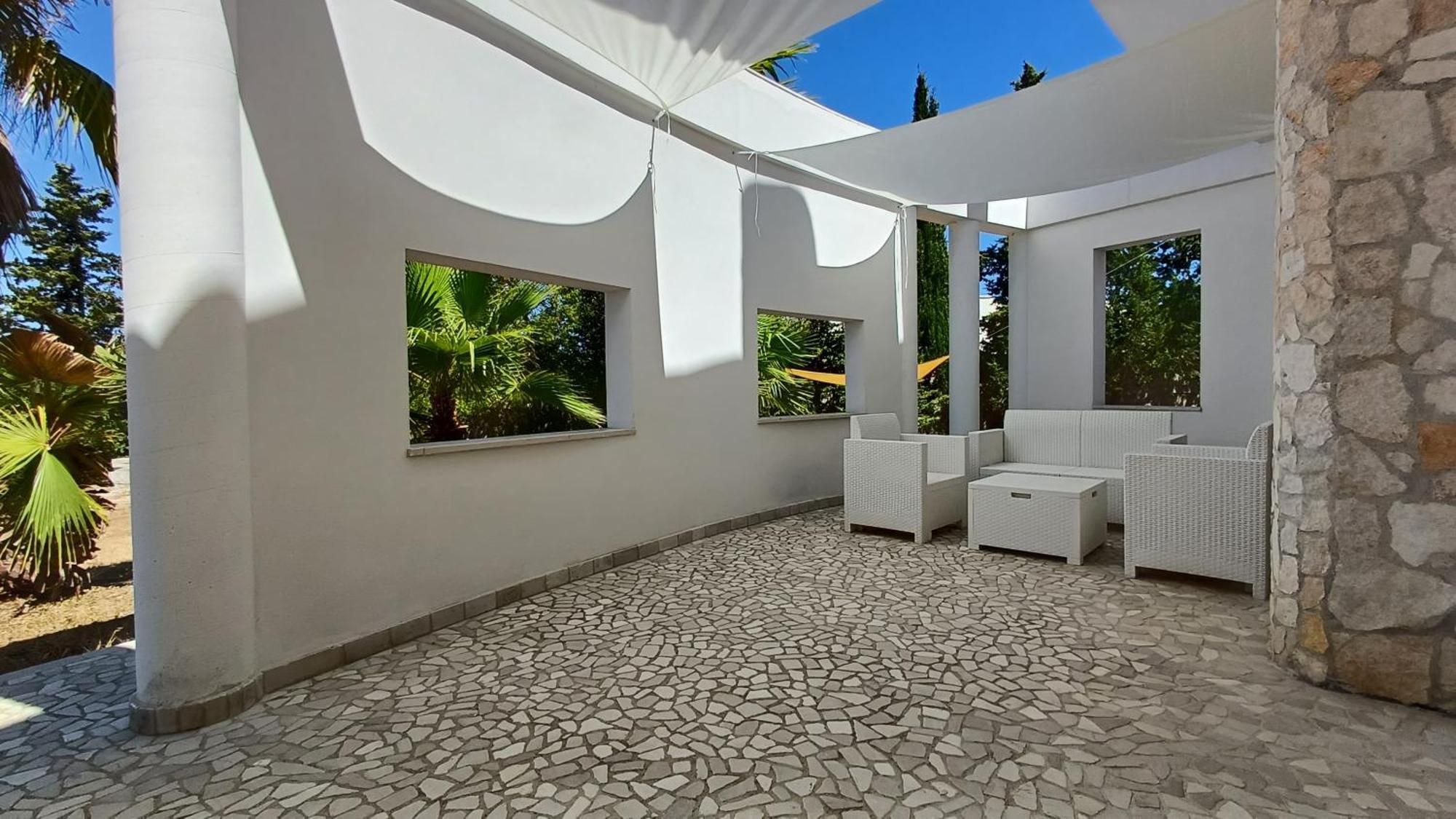 Boat Dreams , Garden Relax Apartment Matino Luaran gambar
